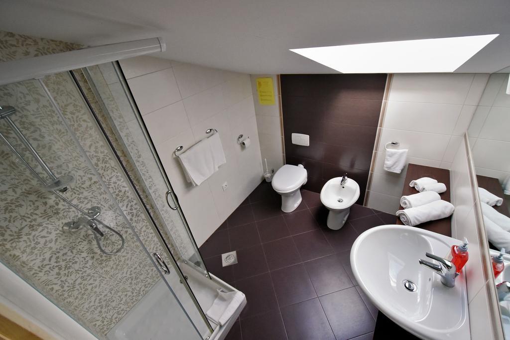 Apartment And Rooms Hisa Sonca Kobarid Rum bild